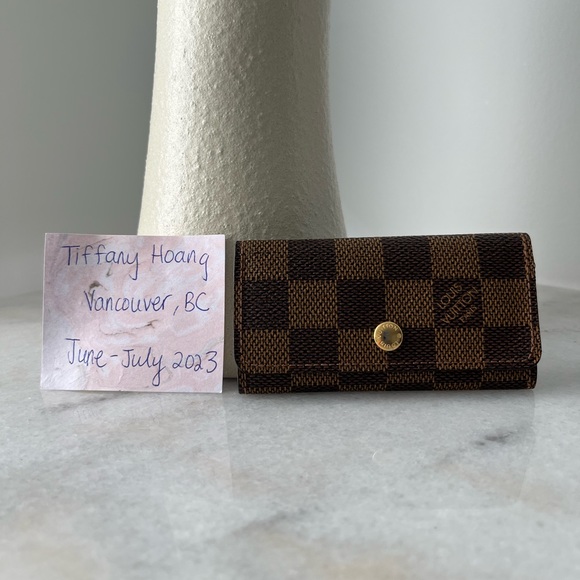 Louis Vuitton Damier Ebene 4 key holder - Picture 1 of 1